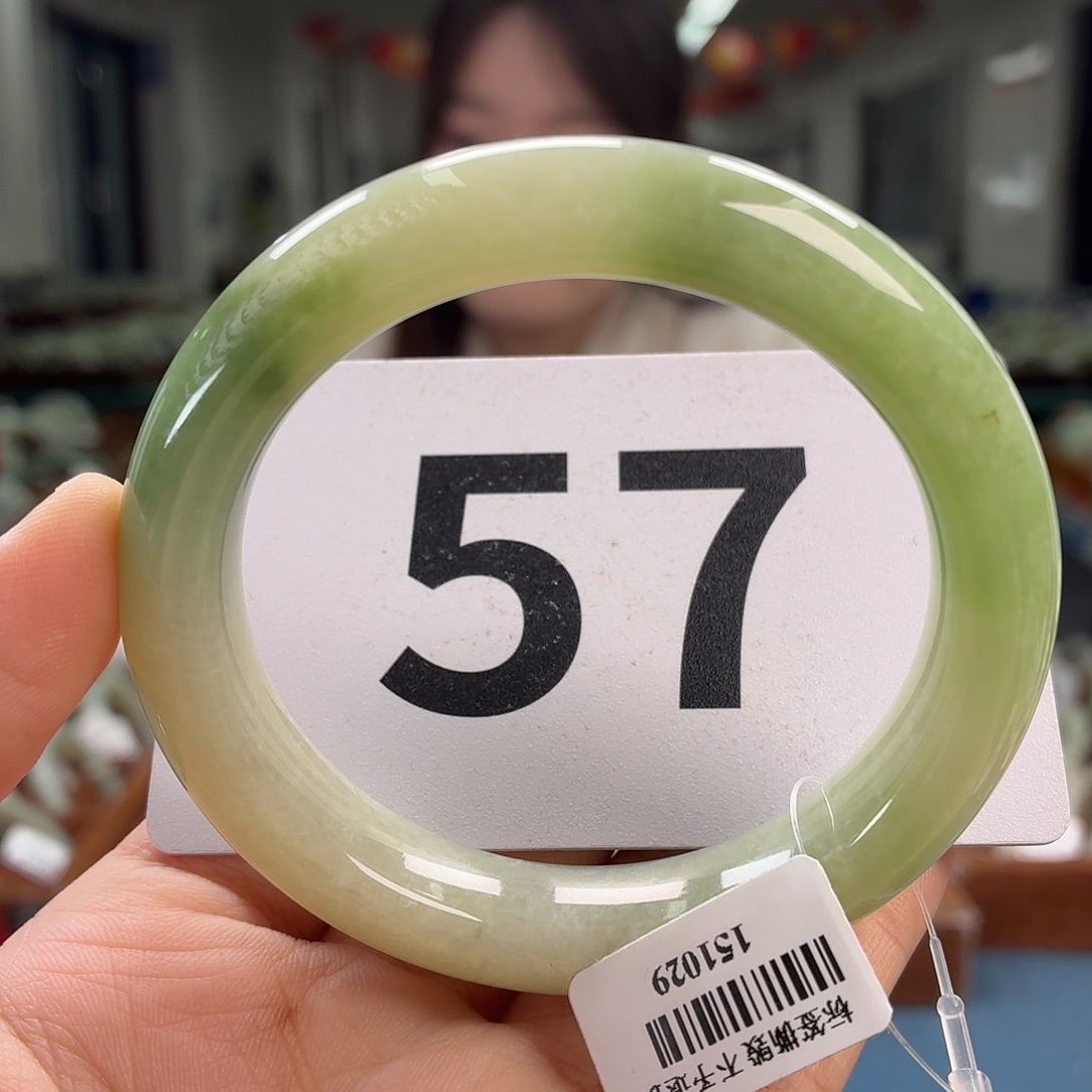 和田玉未镶嵌手镯结构