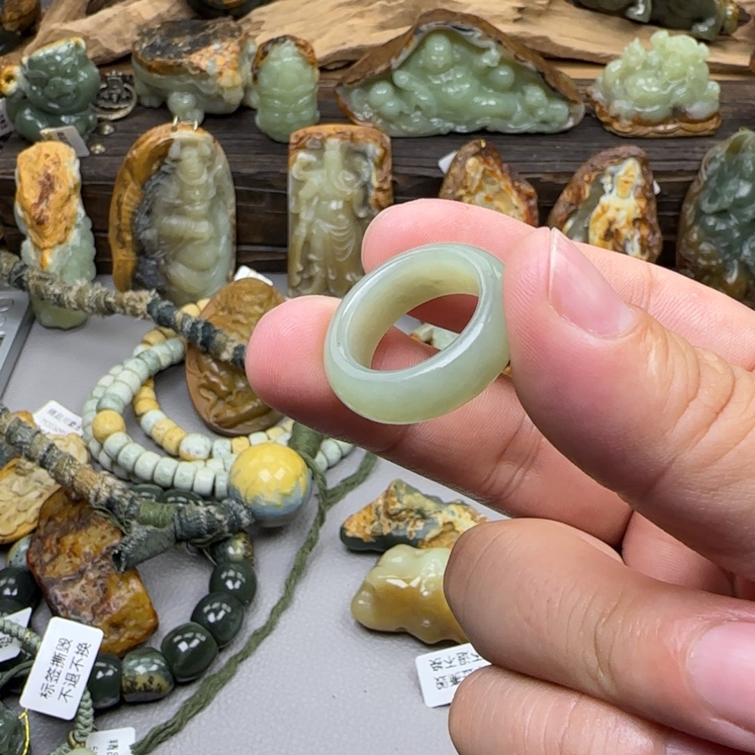 @***风和田玉未镶嵌珠宝奇石