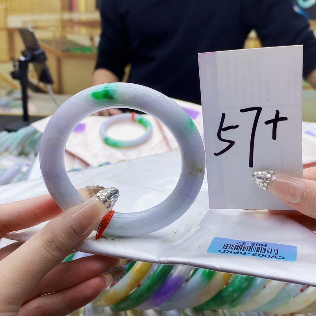 翡翠未镶嵌手镯uj