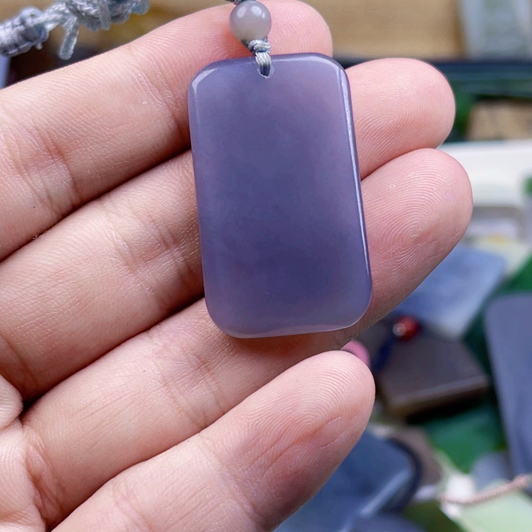 知****和田玉未镶嵌颈饰