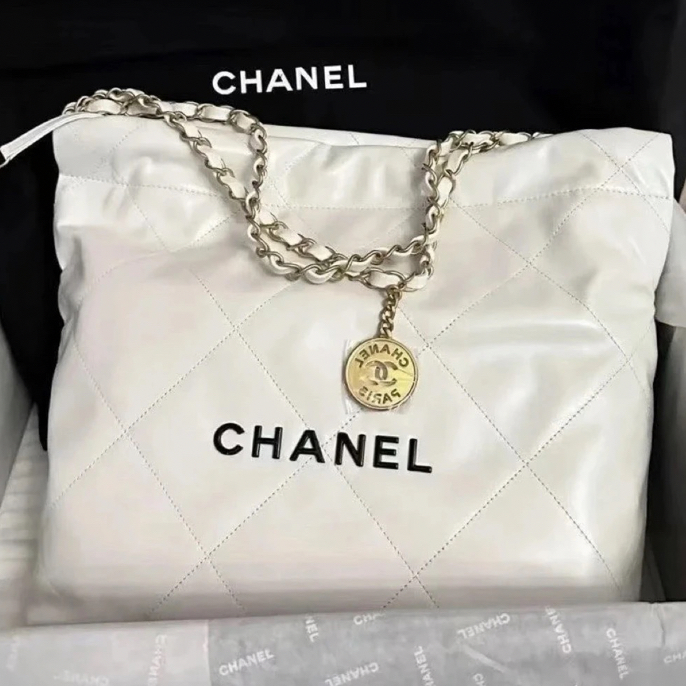 未使用 Chanel/香奈儿 22bag 小号 白色黑字 芯片款 链条单肩包