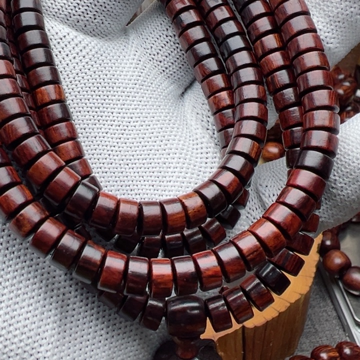 大***北木海南红降4×7多圈带配饰