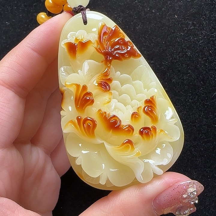 蜜蜡珠宝奇石未镶嵌