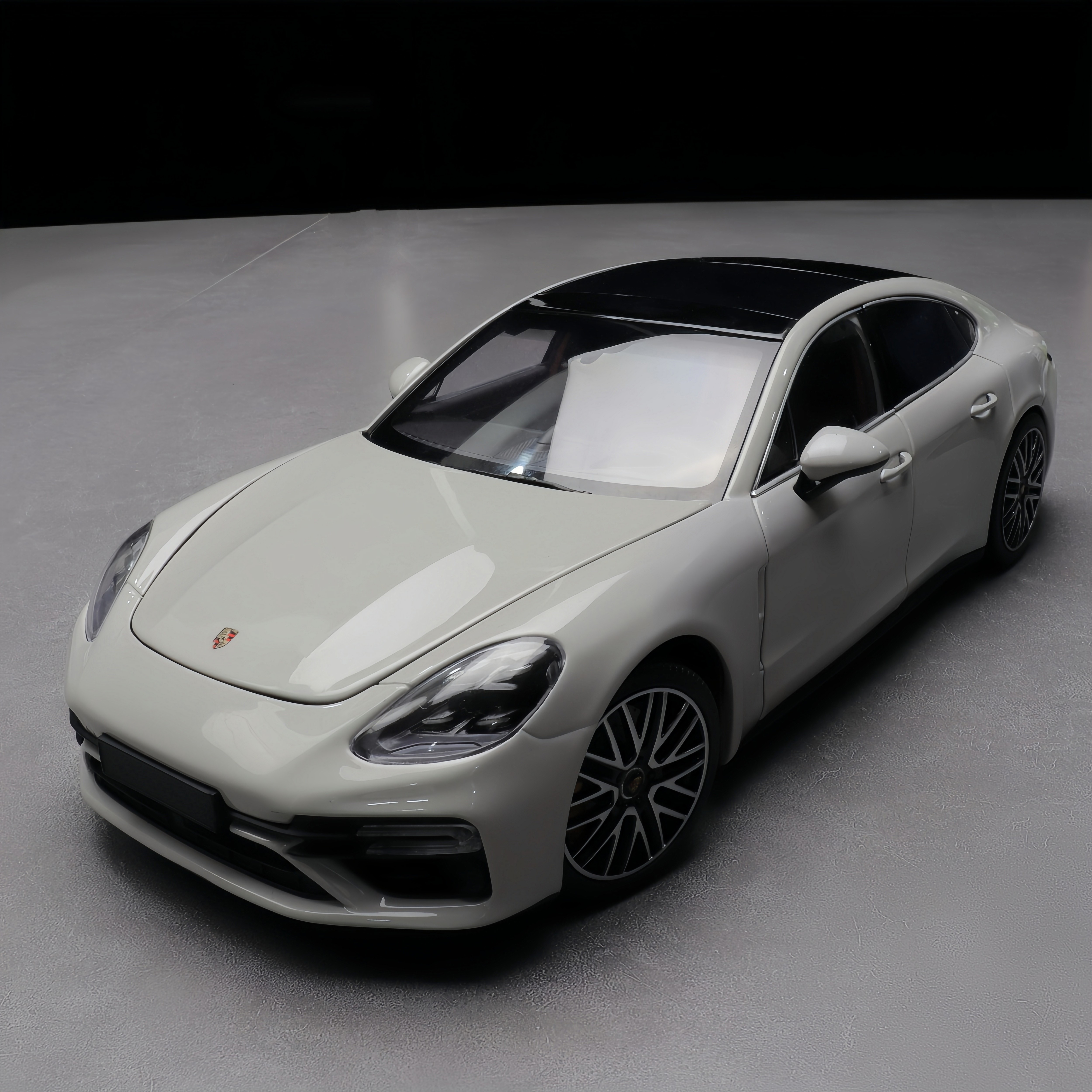 【帕美】合金车模1:18收藏级车模合金摆件玩具礼品高端