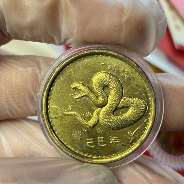 其他普通金属氧化的生肖蛇 贝塔