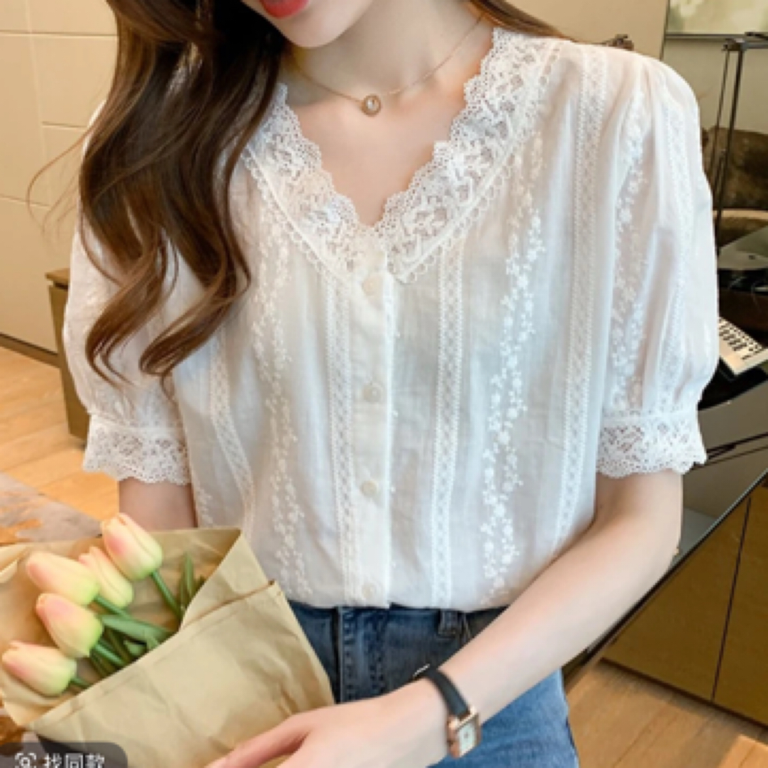 2311夏季大码纯棉V领蕾丝拼接短袖AT