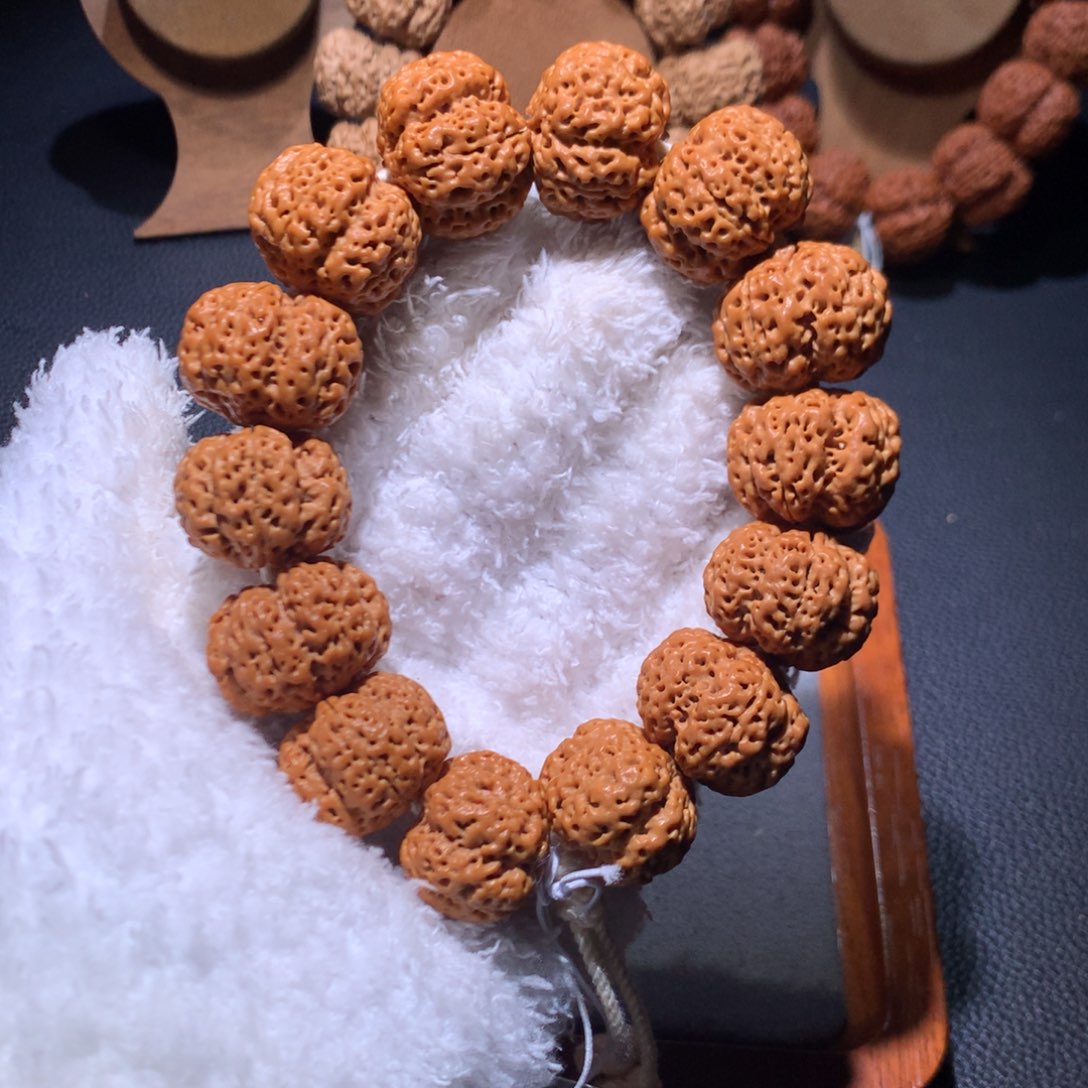 手串金刚菩提25A梁五面龙定制