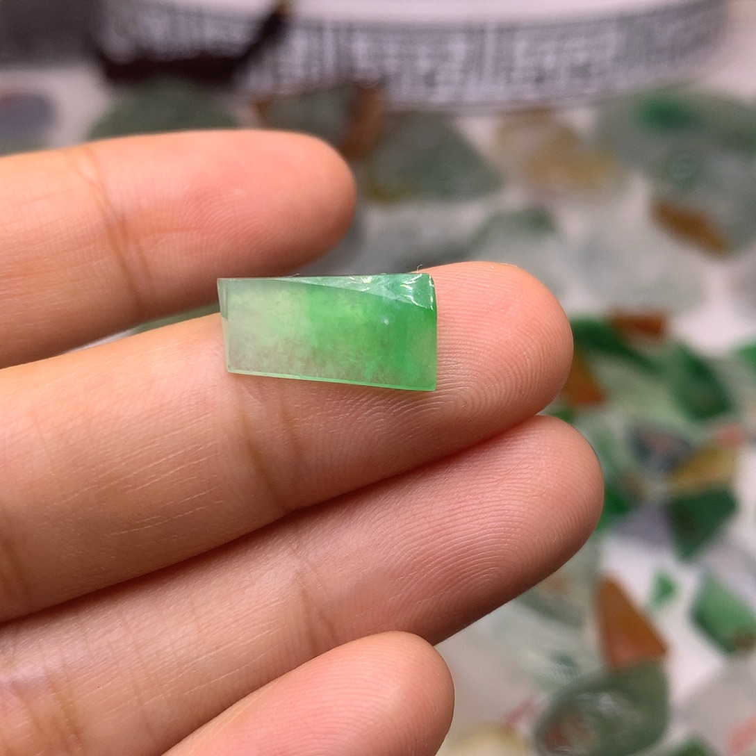大***简定制翡翠未镶嵌天然翡翠定制