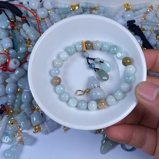 翡翠未镶嵌颈饰天然翡翠拍一发2