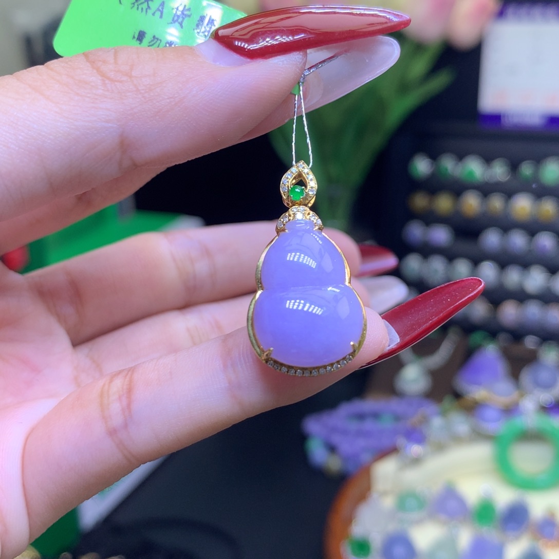 翡翠颈饰18K金镶嵌天然