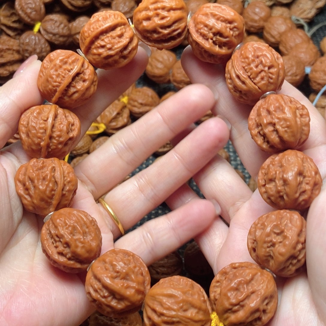 桃核吊坠小粗筋手串