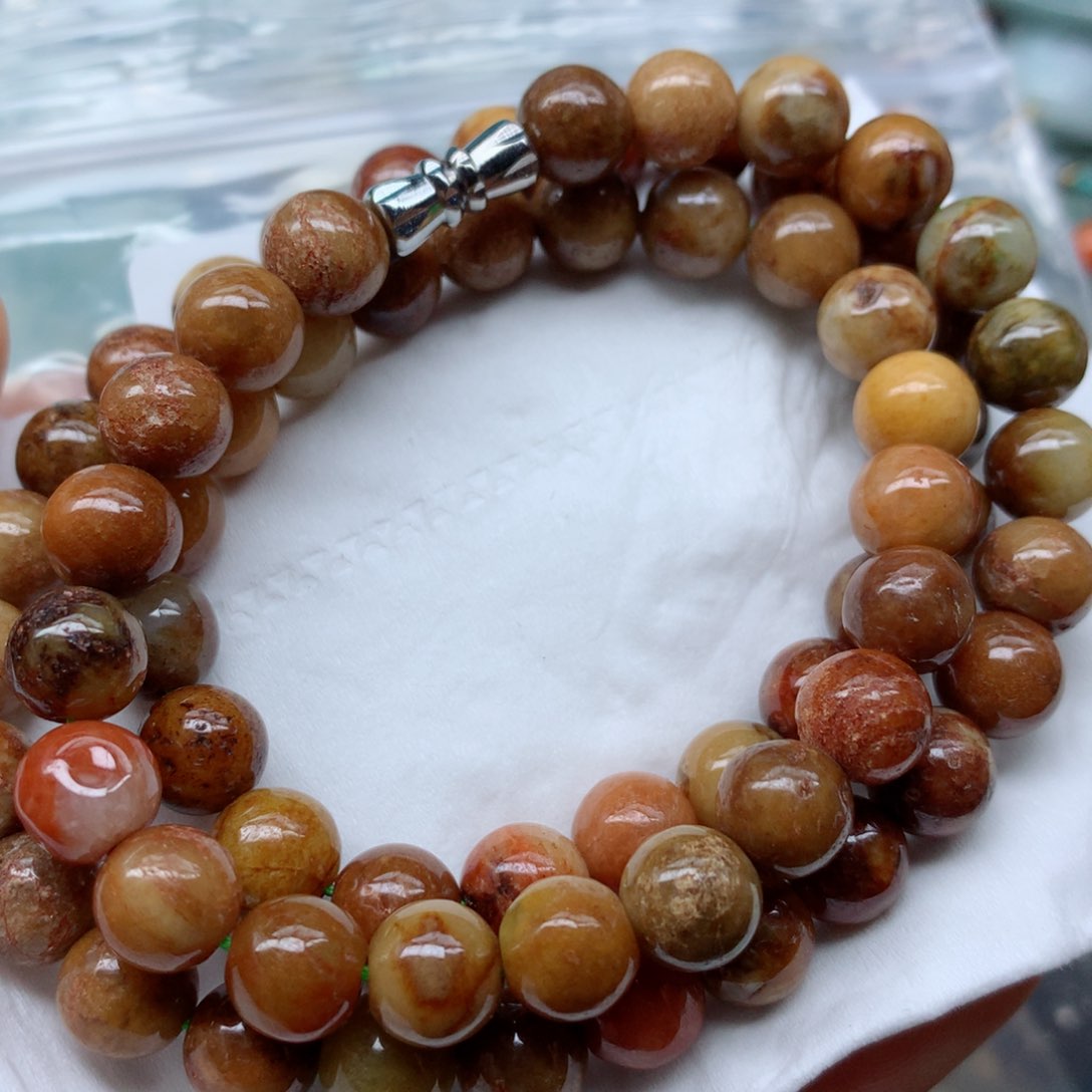 翡翠颈饰未镶嵌吊坠