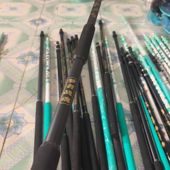 双卧把瑕疵2.1米抄网杆