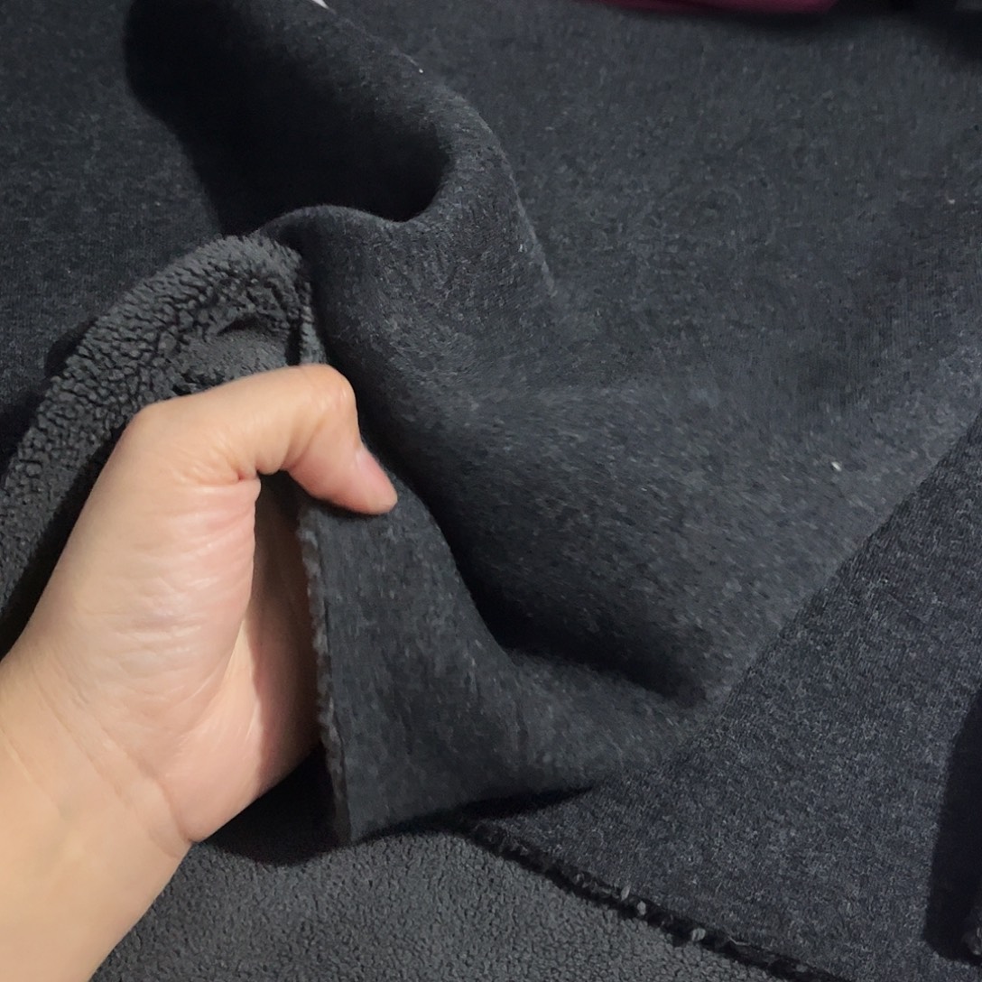 萍***深灰色羊毛拉架复合奥利绒加厚1米长