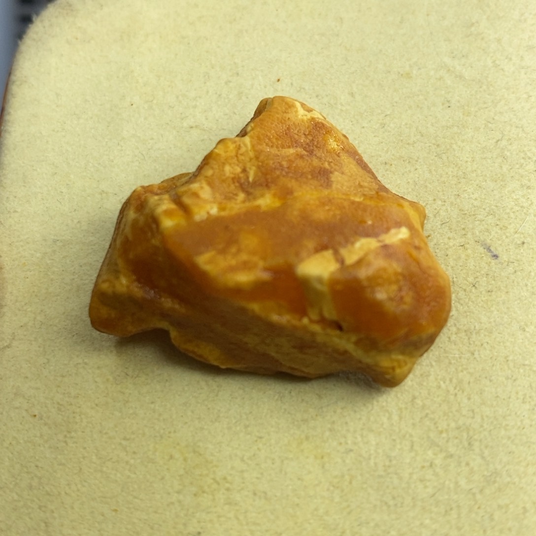 未镶嵌定制蜜蜡梨