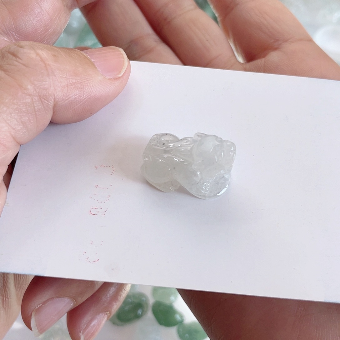 翡翠颈饰未镶嵌貔貅