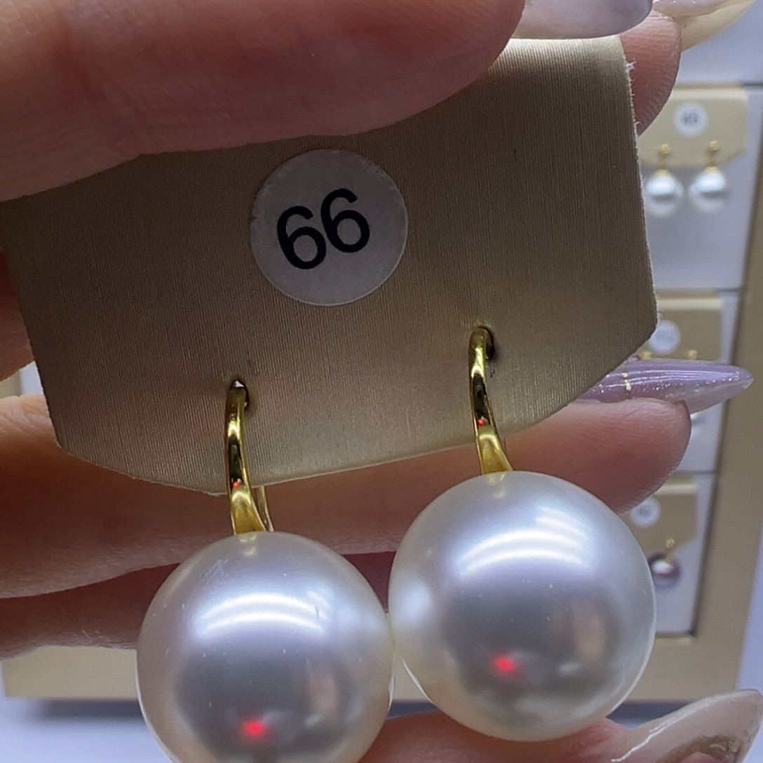 18K金镶嵌耳饰淡水珍珠