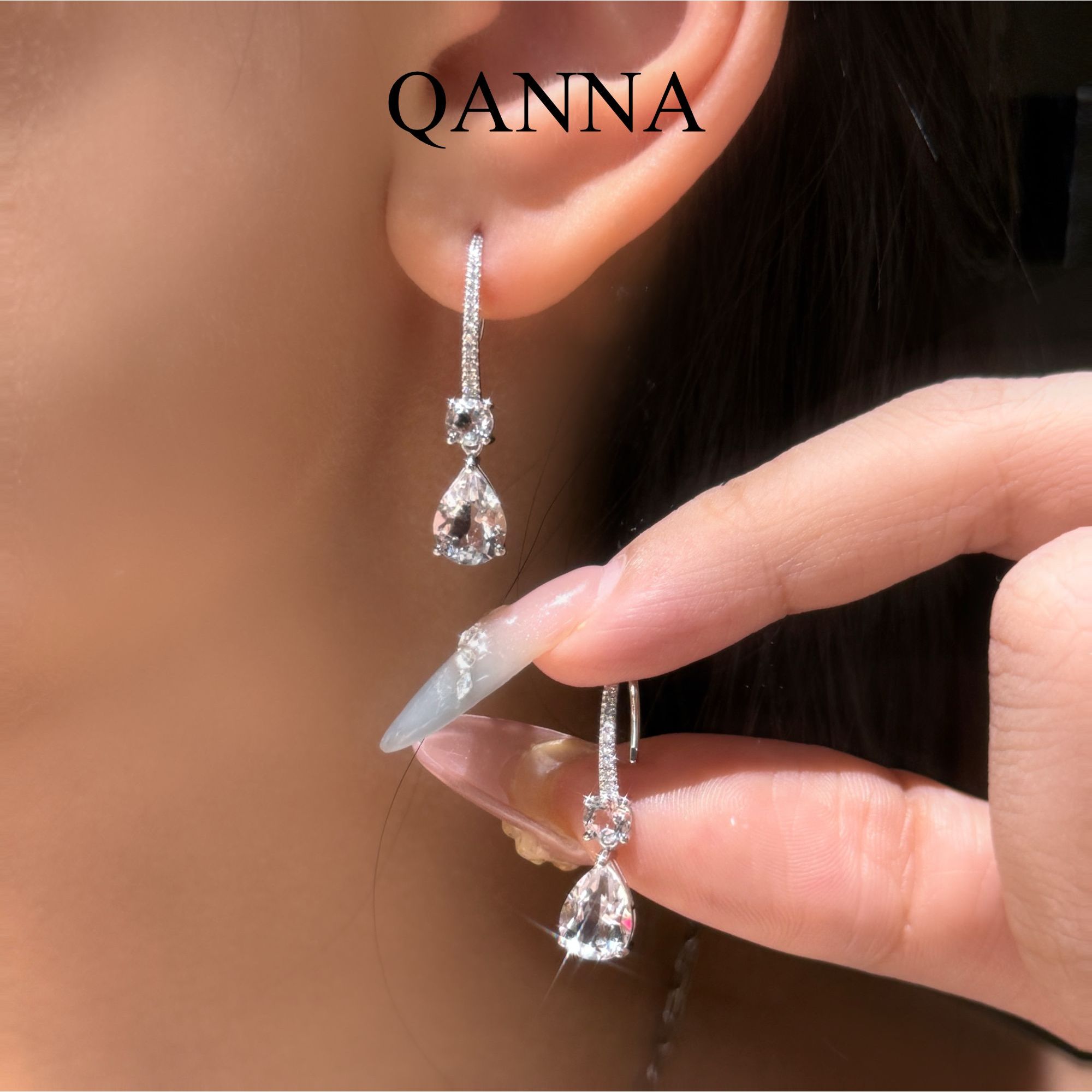 QANNA【白色大水滴】【月神之泪】名媛风网红轻奢时尚钻石耳环耳钩AF