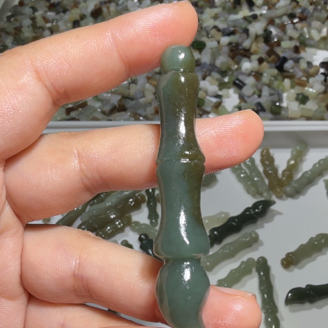 和田玉未镶嵌珠宝奇石