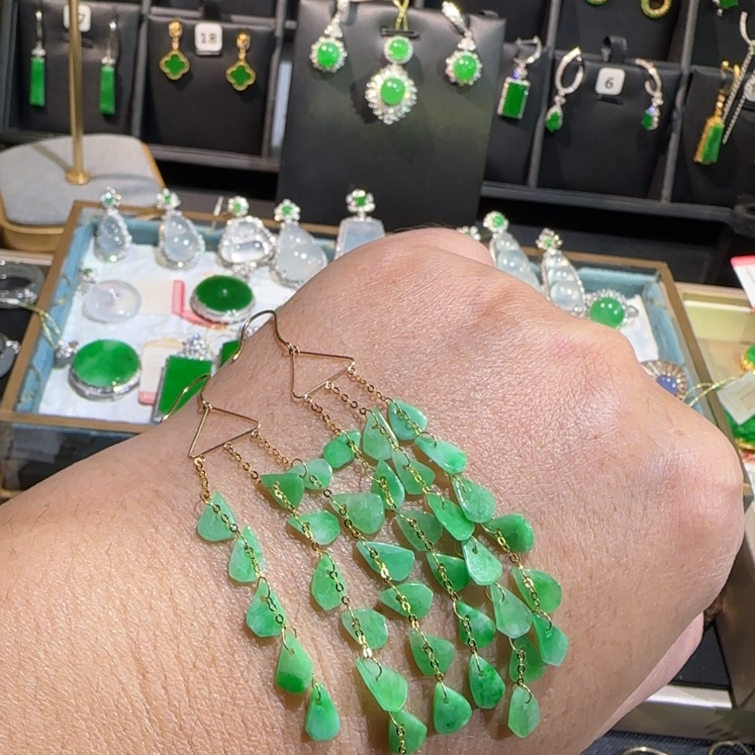 翡翠18K金镶嵌颈饰耳钩