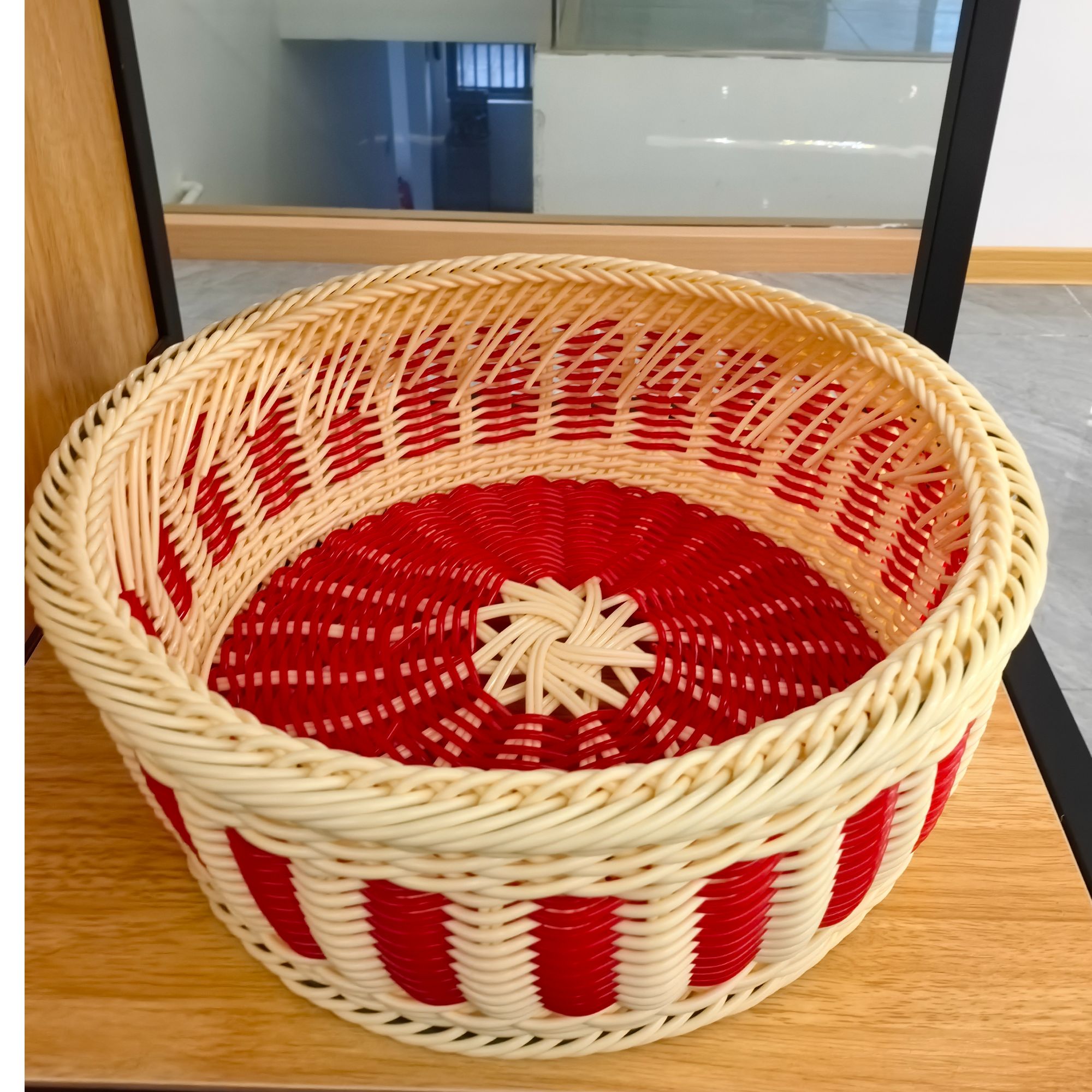 红治手工编治收纳筐