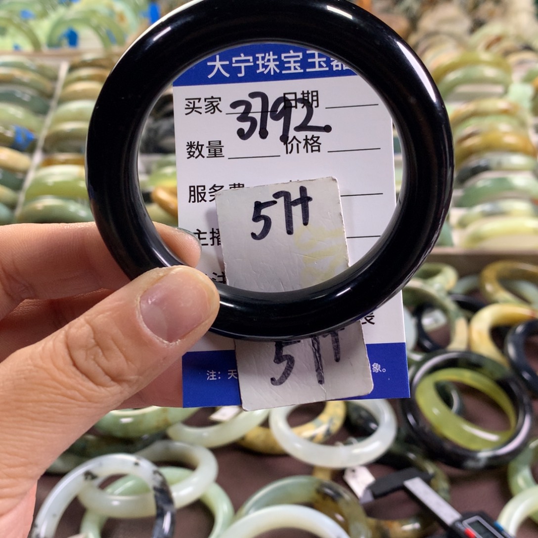 蛇纹石玉未镶嵌手镯3792