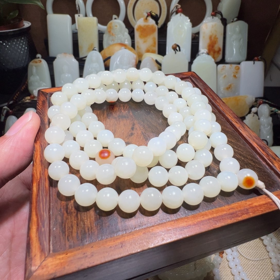 和田玉未镶嵌项链