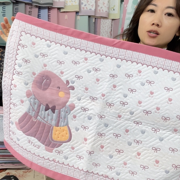 棉特价促销粉色快乐熊