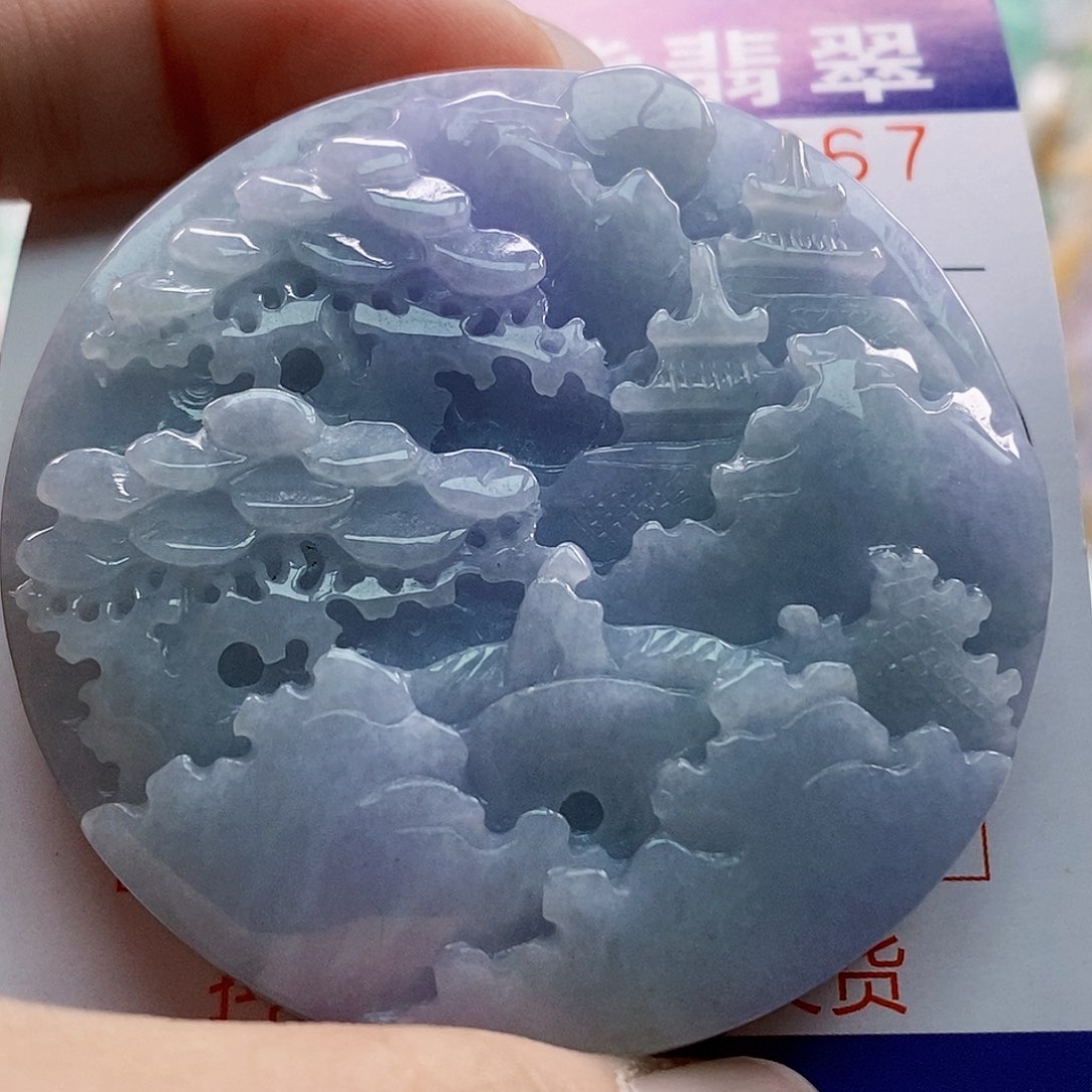 吊坠(不含链)未镶嵌翡翠