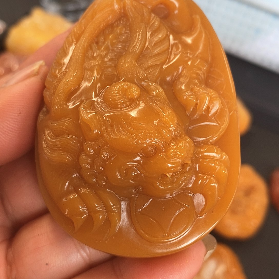 石英质玉（黄龙玉）黄龙玉未镶嵌