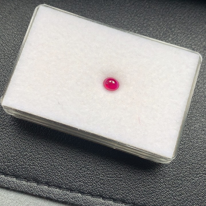 裸石未镶嵌红宝石缅甸老烧0.72ct