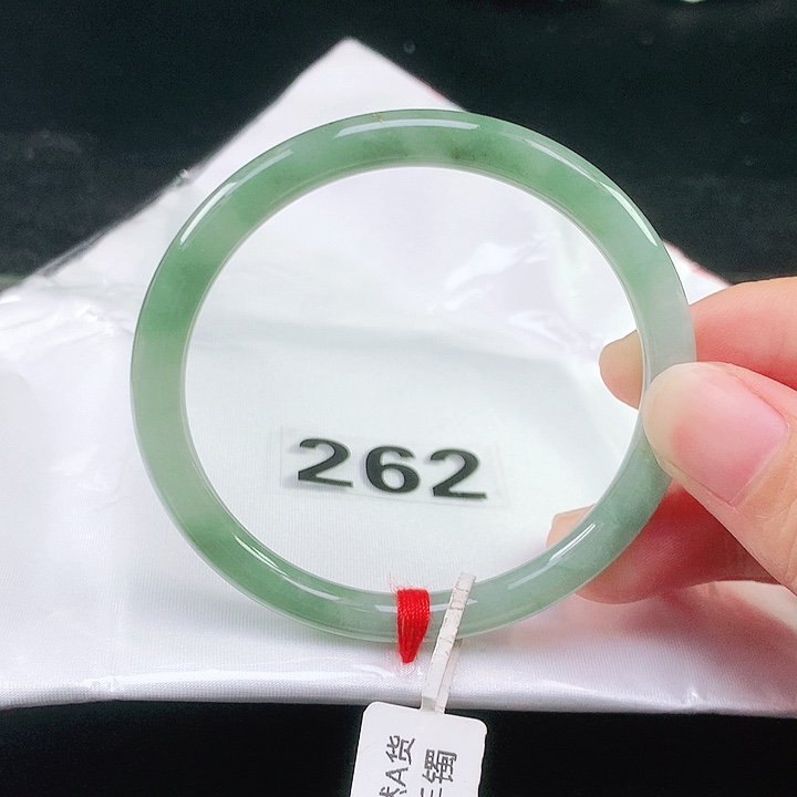 未镶嵌手镯翡翠翡翠手镯