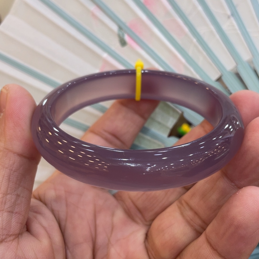 玛瑙/玉髓手镯未镶嵌￴**￴