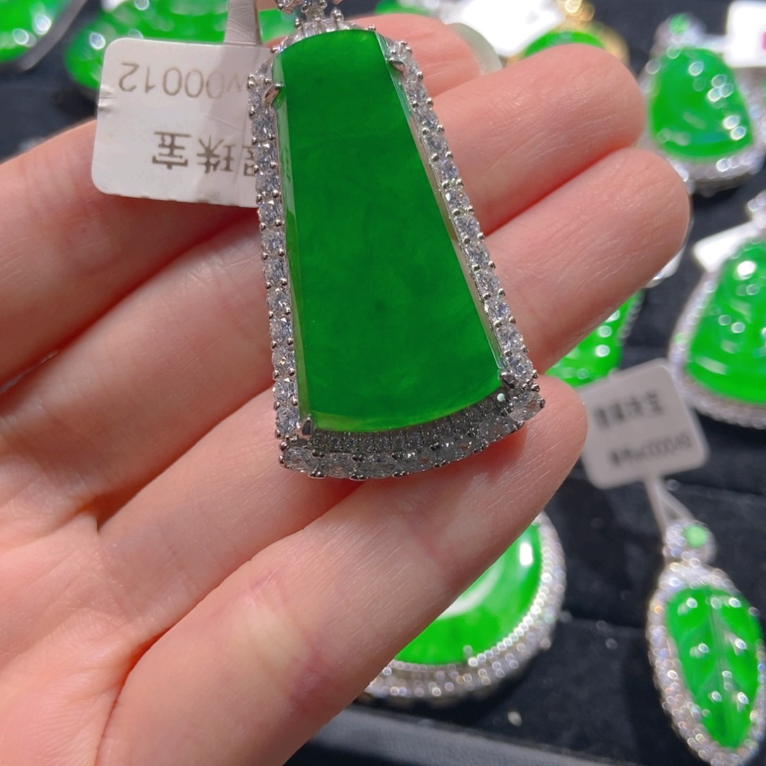 翡翠吊坠(不含链)银S925镶嵌