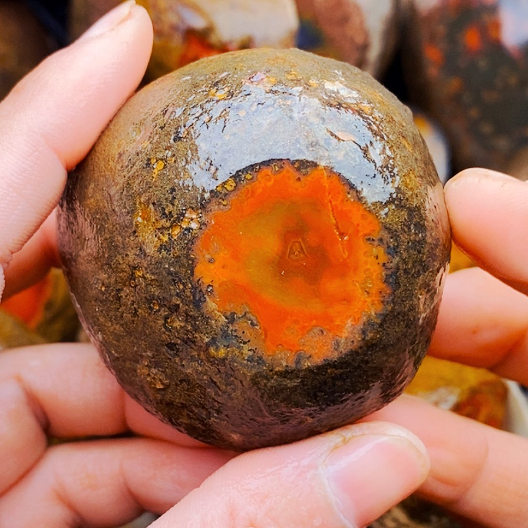 未镶嵌定制玛瑙一**你玛瑙原石定制不退不换