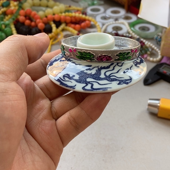 瓷片哈哈哈哈哈哈就很斤斤计较