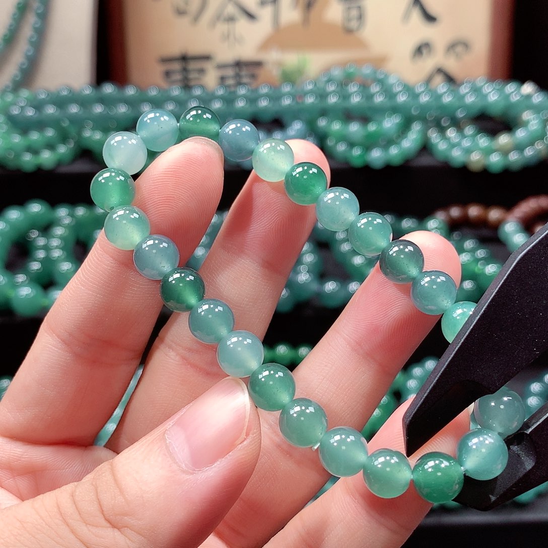 未镶嵌手链翡翠卡8