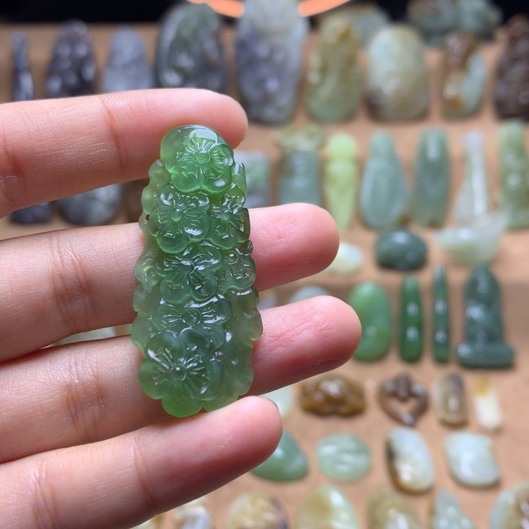 和田玉挂件未镶嵌