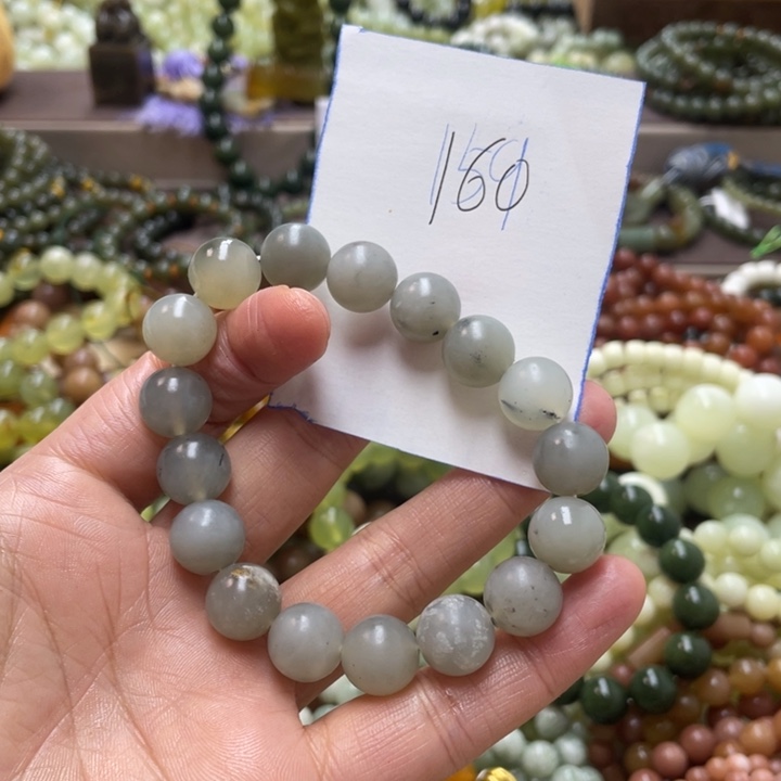 未镶嵌蛇纹石玉手链