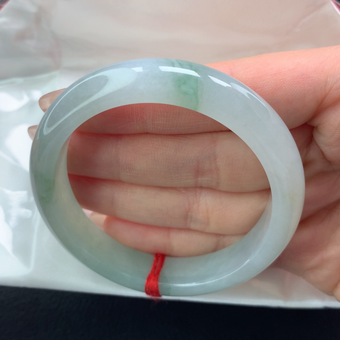 翡翠手镯未镶嵌（31号)