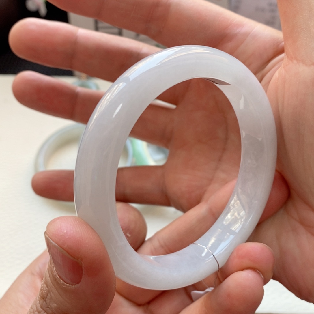 翡翠手镯未镶嵌9号