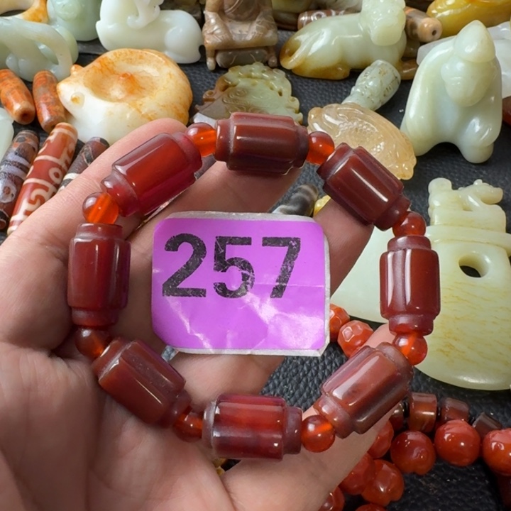 未镶嵌颈饰玛瑙/玉髓