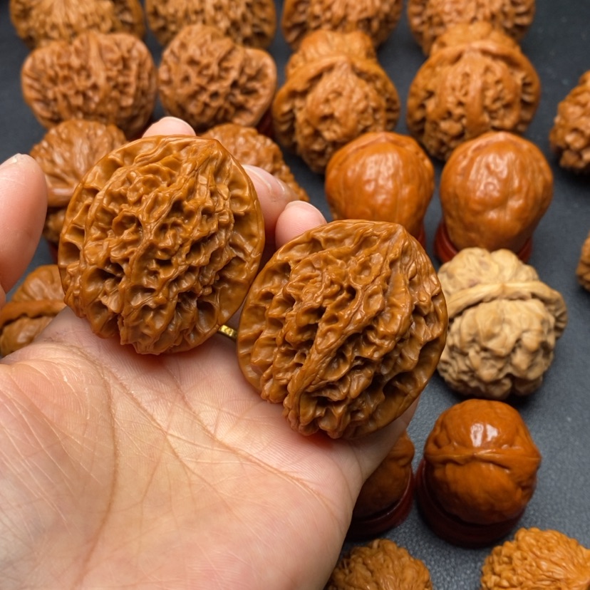 【闪购商品】文玩核桃把件石头40