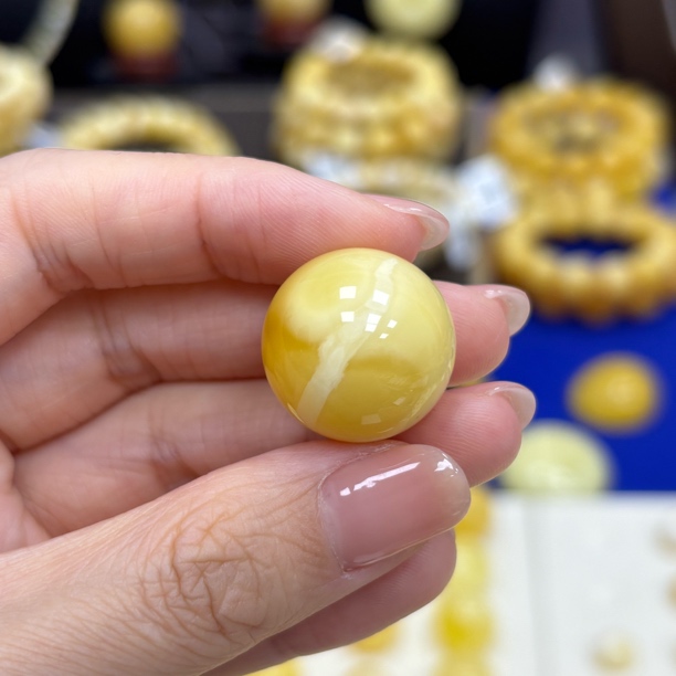 19.5mm 小妖珠宝天然原矿琥珀蜜蜡