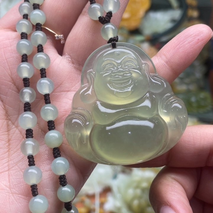 蛇纹石玉吊坠合金