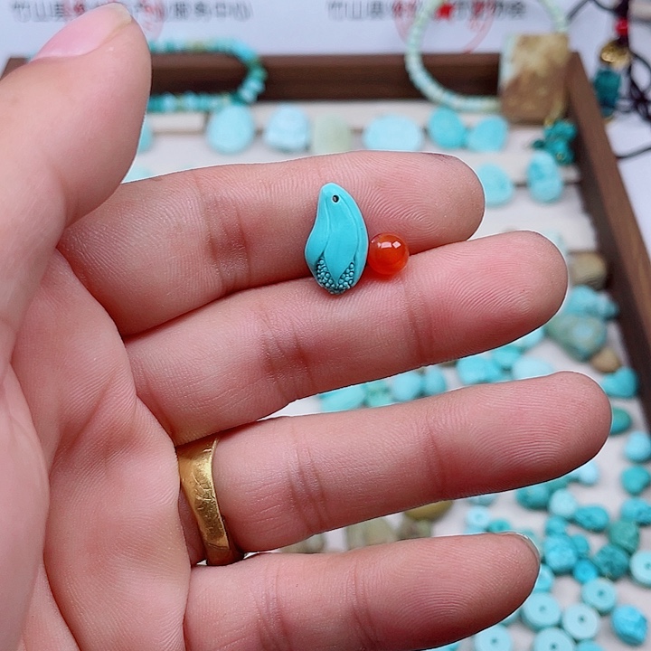 富***足南红玛瑙未镶嵌颈饰236