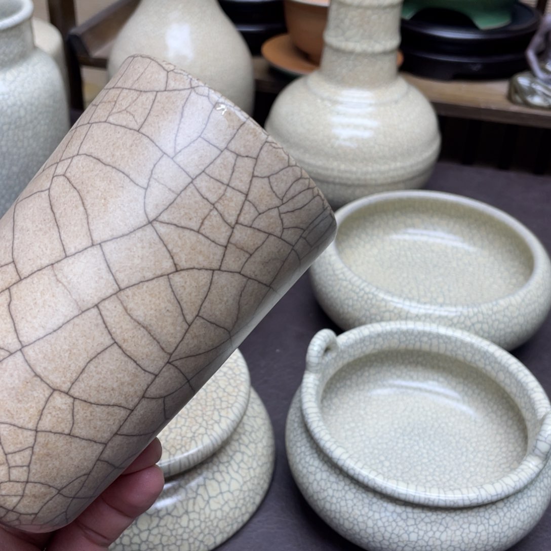 罗**华青瓷青瓷青瓷青瓷青瓷微瑕