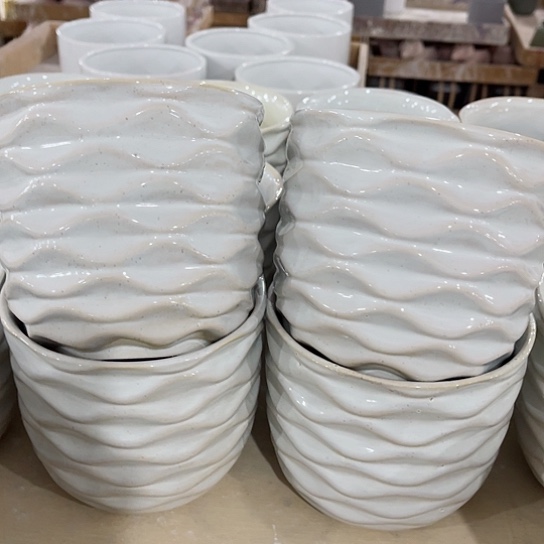 多肉绿植陶瓷花盆9.9包邮，有孔