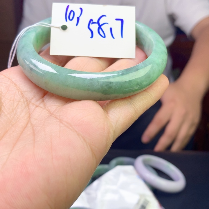 未镶嵌手镯翡翠103