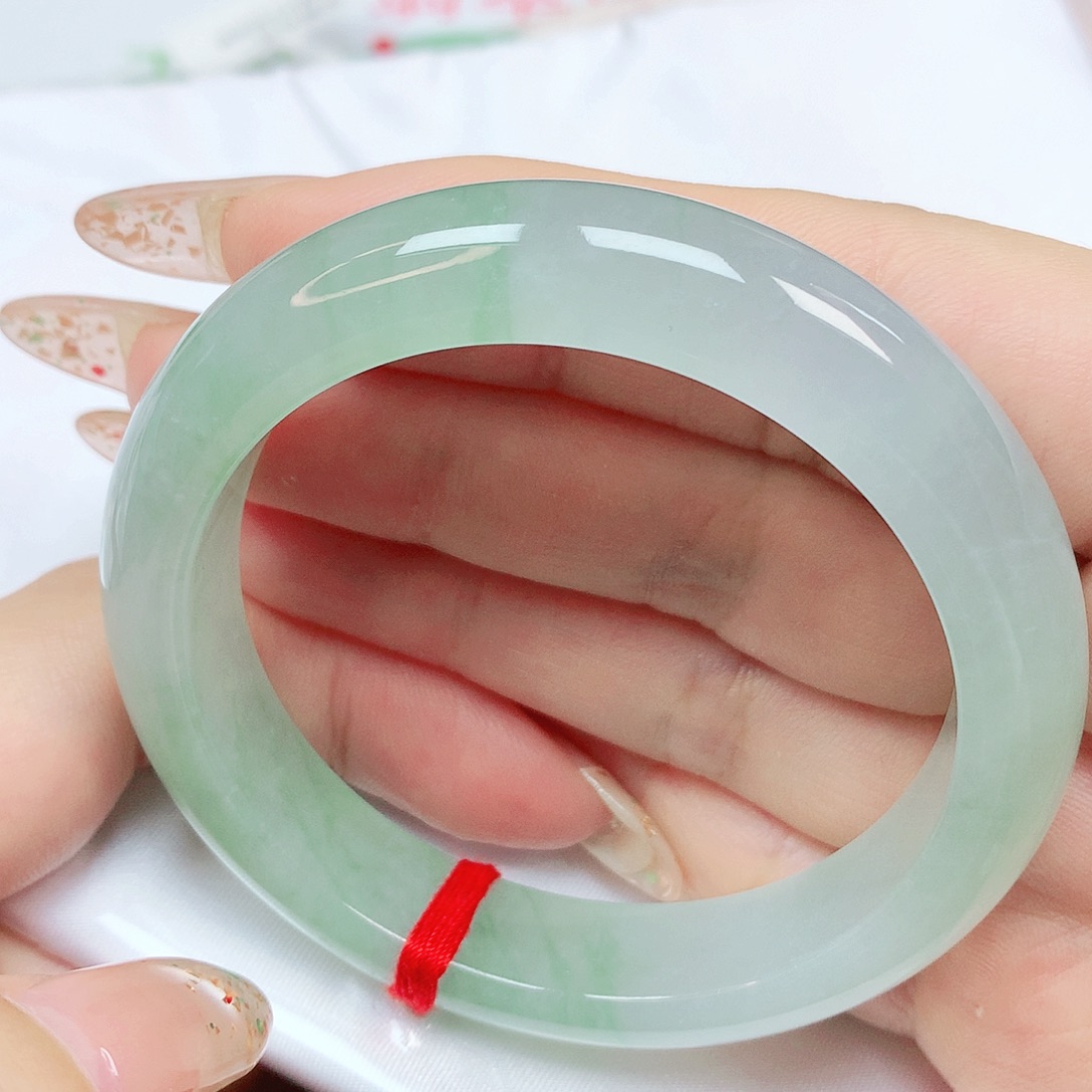 翡翠未镶嵌手镯抖音251